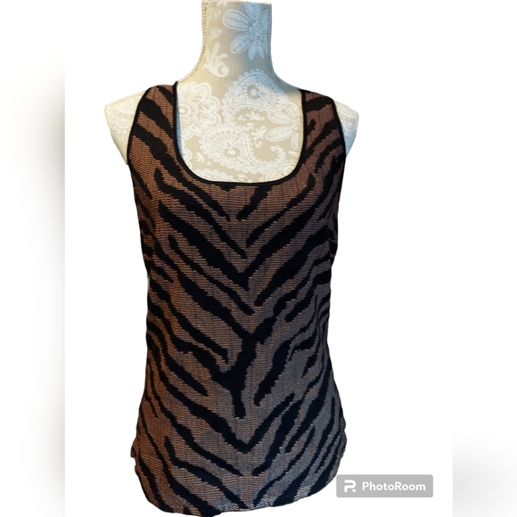 White House Black Market Sweater Like Tiger Print Tank Top Women's Size M NWT - Picture 1 of 7